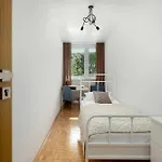Blue Two Bedroom In With Desk, Bathtub And Balcony By Renters Apartamento *