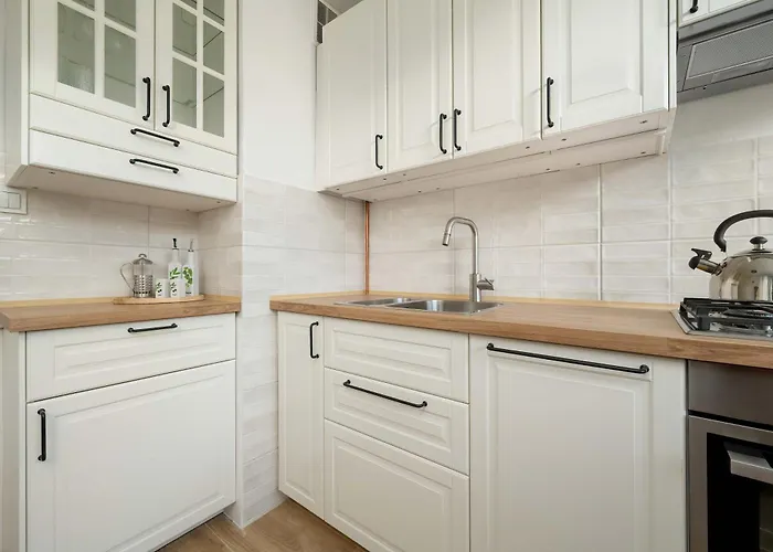 Blue Two Bedroom In With Desk, Bathtub And Balcony By Renters * Wrocław