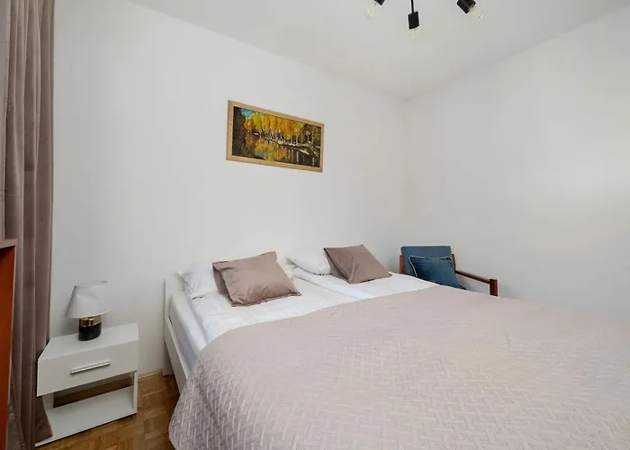 Blue Two Bedroom In With Desk, Bathtub And Balcony By Renters Apartmán *