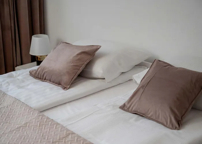 Blue Two Bedroom In With Desk, Bathtub And Balcony By Renters Apartmán